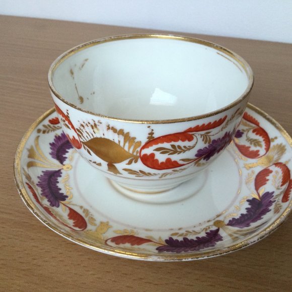 Old derby reproduced by Tate and Ogles by Hull saucer & cup set red gold purple - Picture 2 of 5